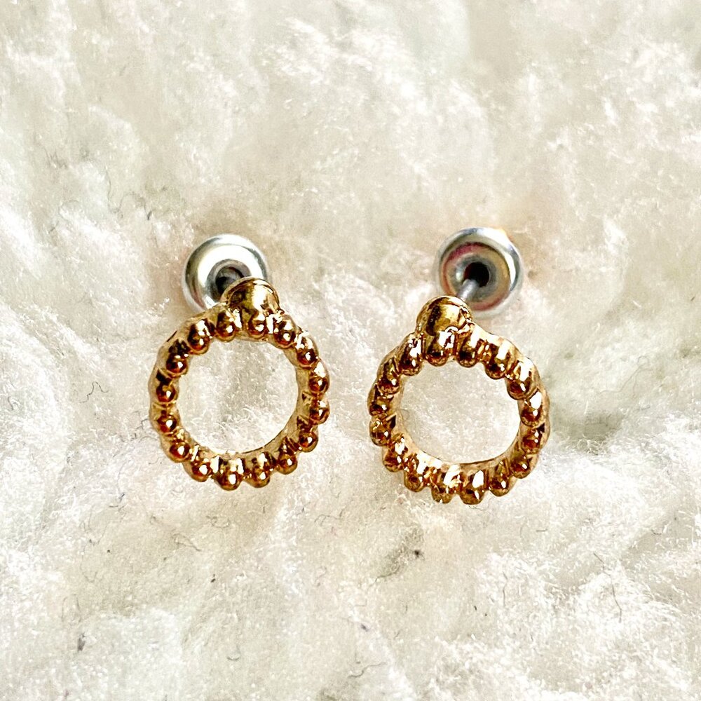 Elegant Gold-Tone Circular Stud Earrings with Push-back Closure